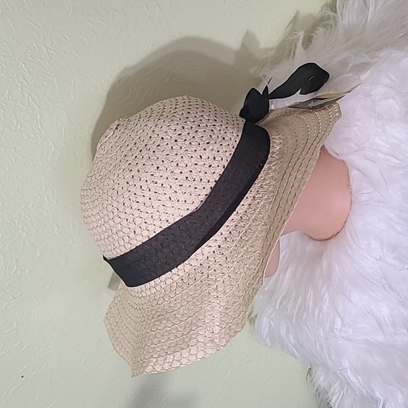 Hat Chapeau Floppy Wide Brim Straw Hat with Black Ribbon, NWT - Picture 3 of 7
